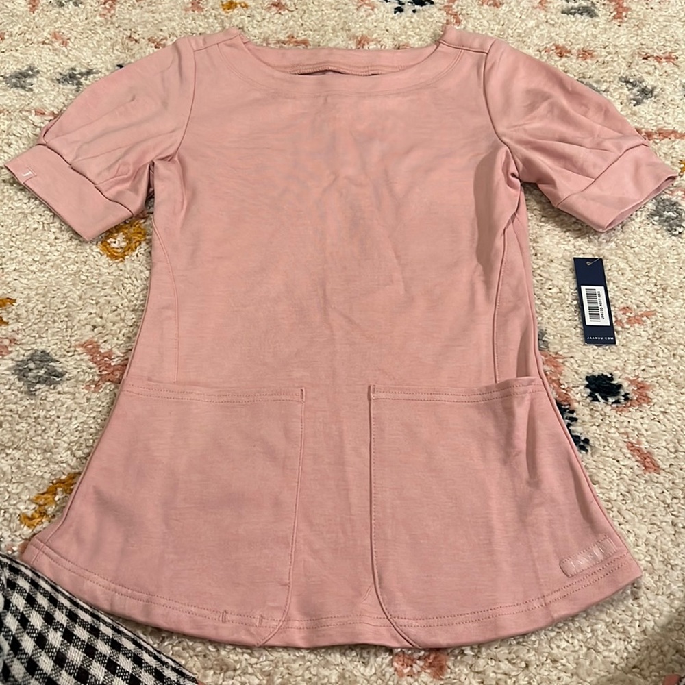 Jaanuu NWT blush pink scrub top